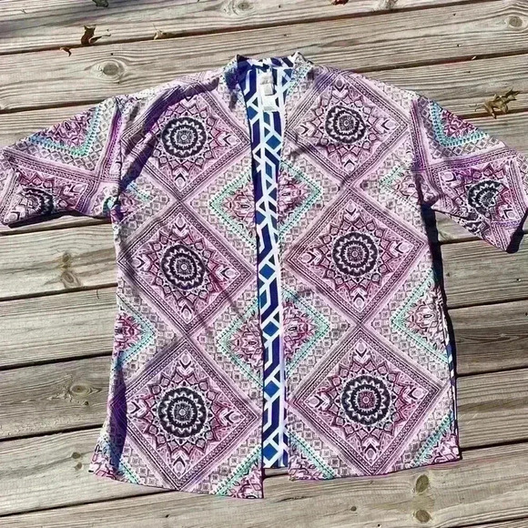 Chico’s open front wrap women’s size 4, bell sleeves, geometric pattern - Picture 7 of 10